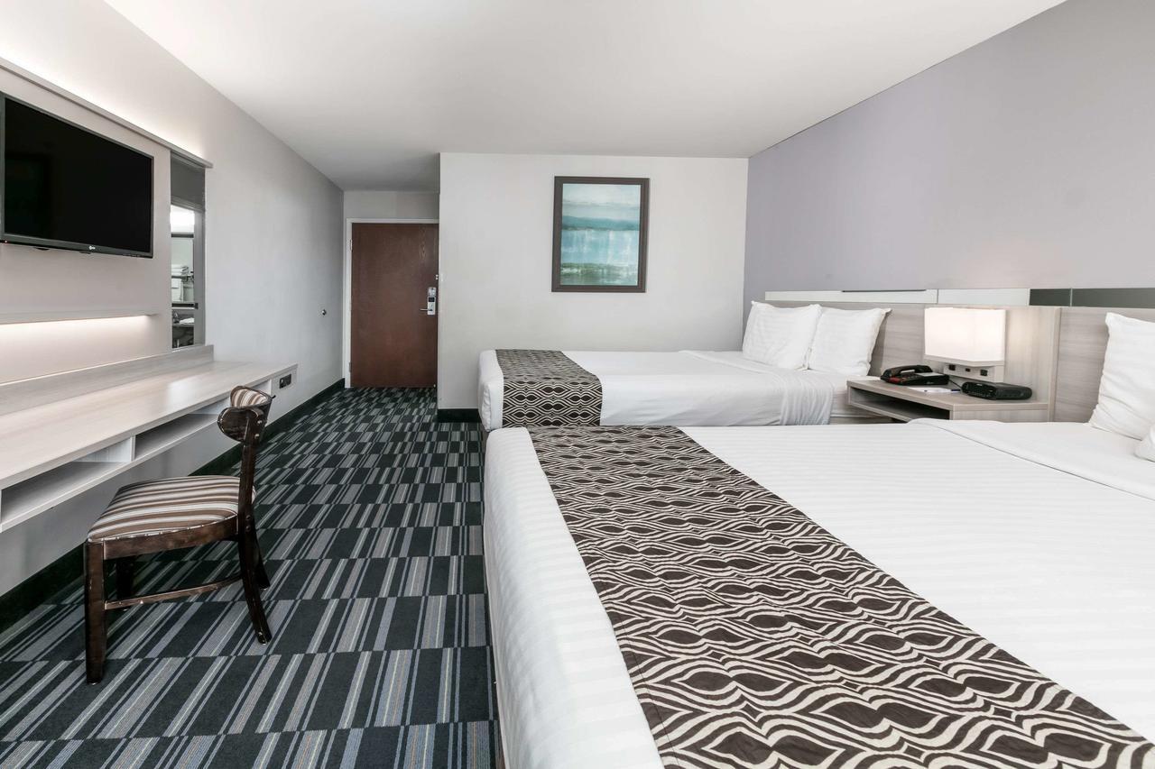Microtel Inn And Suites Lafayette Exteriér fotografie